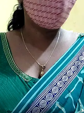 Snapshot of mallu-sumi chatting on 13, 3, 2025 mallu-sumi online show from 13, 3, 2025