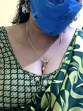 Snapshot of mallu-sumi chatting on 1, 3, 2025 mallu-sumi online show from 1, 3, 2025