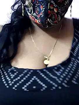 mallu-sumi online show from 19, 4, 2026