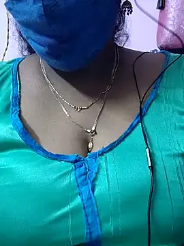 mallu-sumi online show from 2, 11, 2025