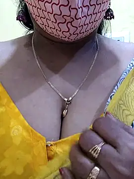 Snapshot of mallu-sumi chatting on 9, 3, 2025 mallu-sumi online show from 9, 3, 2025
