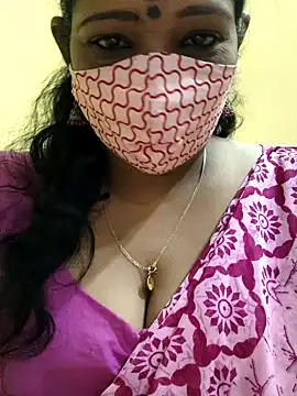 Snapshot of mallu-sumi chatting on 8, 3, 2025 mallu-sumi online show from 8, 3, 2025