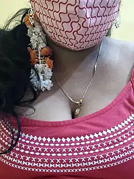 Snapshot of mallu-sumi chatting on 2, 3, 2025 mallu-sumi online show from 2, 3, 2025