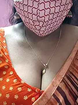 Snapshot of mallu-sumi chatting on 1, 3, 2025 mallu-sumi online show from 1, 3, 2025