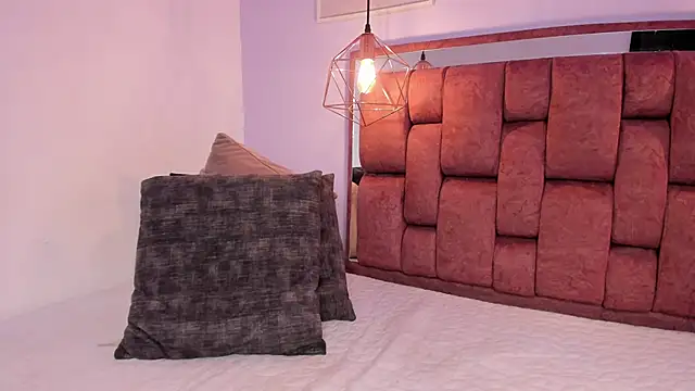 kristakinnky online show from 18, 4, 2026