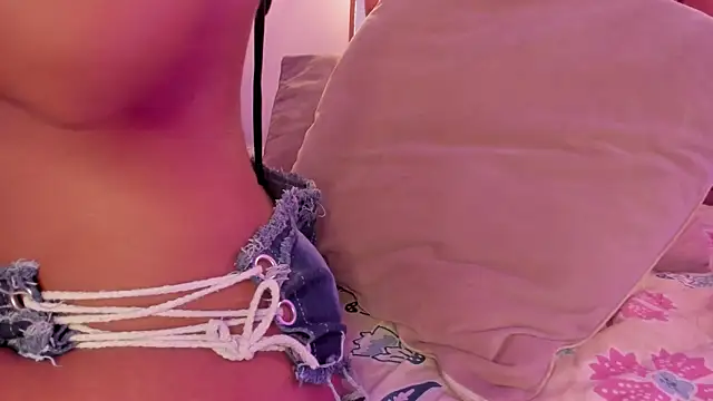 kristakinnky online show from 15, 10, 2025