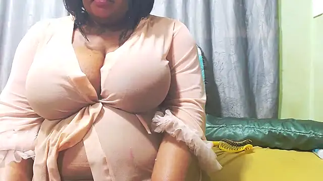 NaughtyNicoleXX2 online show from 25, 5, 2026