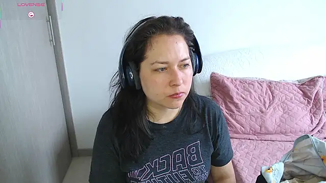 May Carlier online show from 26, 3, 2026