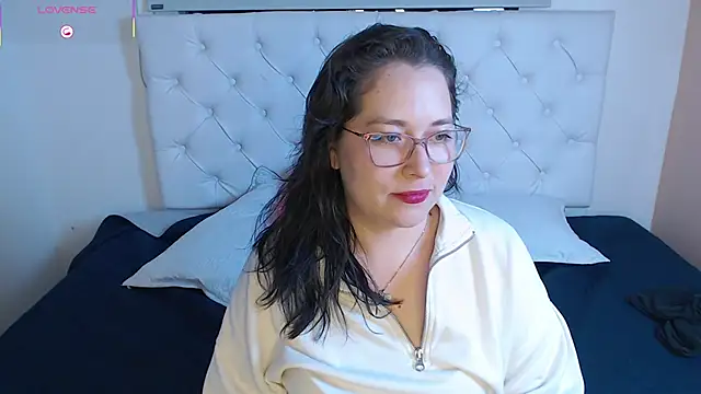 May Carlier online show from 7, 2, 2026