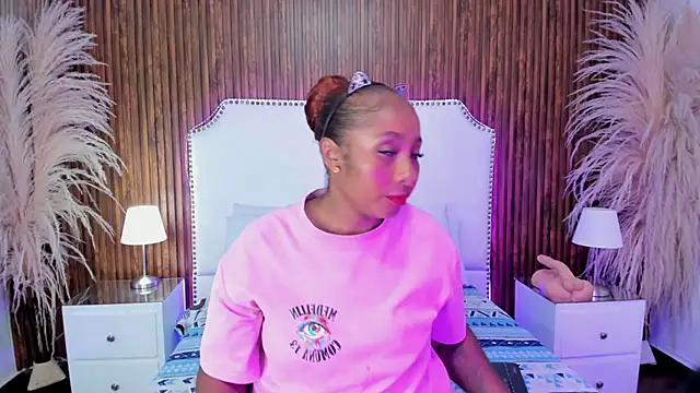 Snapshot of Krystal_cambell1 chatting on 17, 7, 2026 Krystal cambell1 online show from 17, 7, 2026