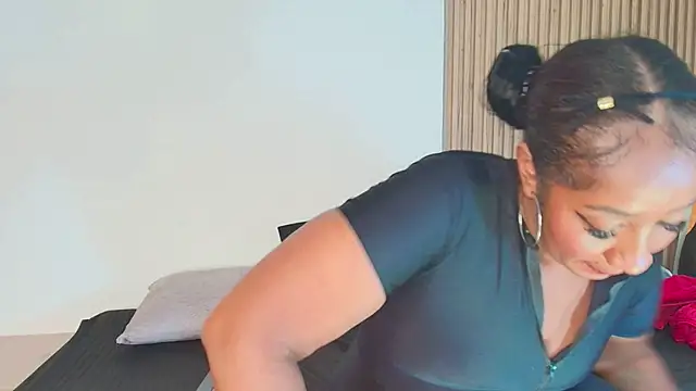 Krystal cambell1 online show from 10, 3, 2025