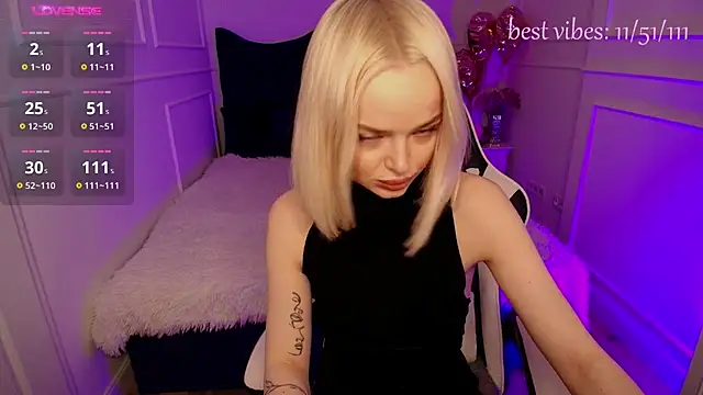 horny blondiee online show from 19, 2, 2025