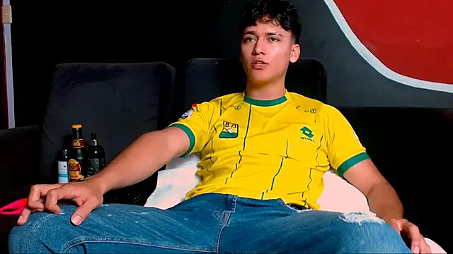 LiamEvans 0 online show from 7, 3, 2025