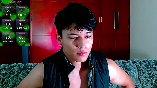 LiamEvans 0 online show from 19, 2, 2025