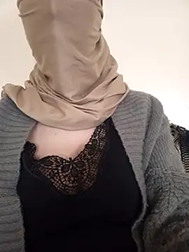 Liliiiblow online show from 25, 12, 2024