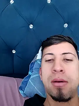 Snapshot of stivevv chatting on 12, 4, 2026 stivevv online show from 12, 4, 2026