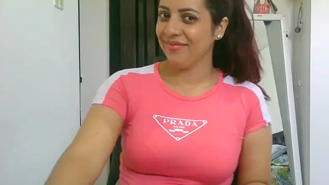 Snapshot of Anne_kis chatting on 12, 9, 2025 Anne kis online show from 12, 9, 2025