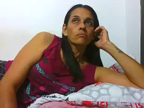 latinbrunettet online show from 12, 3, 2025