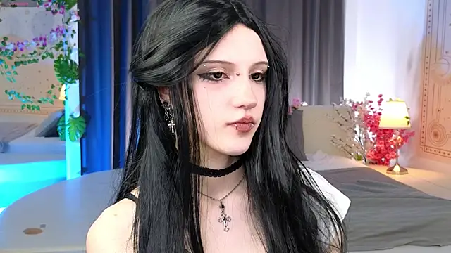 dark vamp  online show from 4, 3, 2025