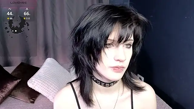 dark vamp  online show from 2, 10, 2025