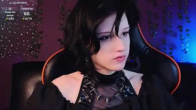 dark vamp  online show from 19, 1, 2025