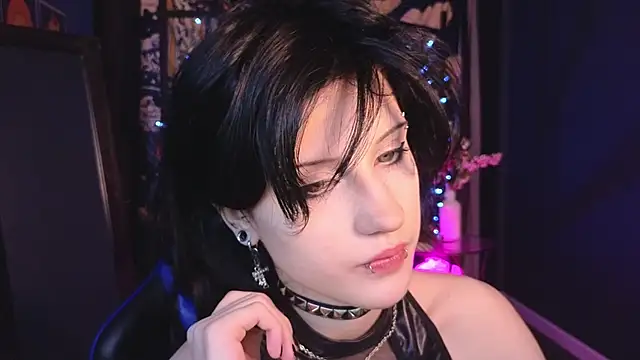 dark vamp  online show from 9, 2, 2025