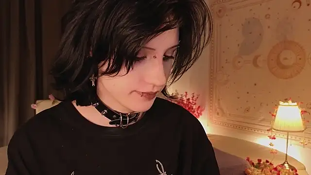 dark vamp  online show from 23, 2, 2025