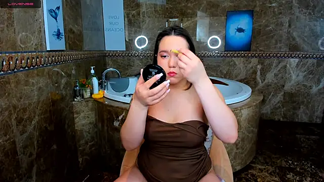 Snapshot of Mira_Karter chatting on 16, 3, 2025 Mira Karter online show from 16, 3, 2025