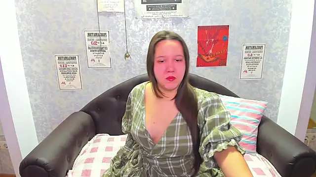 Snapshot of Mira_Karter chatting on 1, 3, 2025 Mira Karter online show from 1, 3, 2025