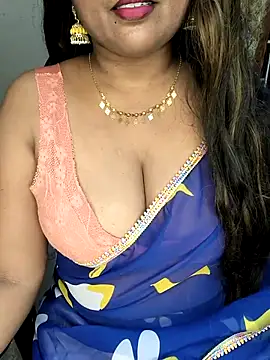 Snapshot of honey-sexy chatting on 30, 10, 2025 honey-sexy online show from 30, 10, 2025