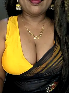 Snapshot of honey-sexy chatting on 17, 11, 2025 honey-sexy online show from 17, 11, 2025