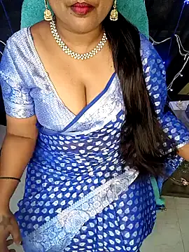 Snapshot of honey-sexy chatting on 2, 2, 2025 honey-sexy online show from 2, 2, 2025