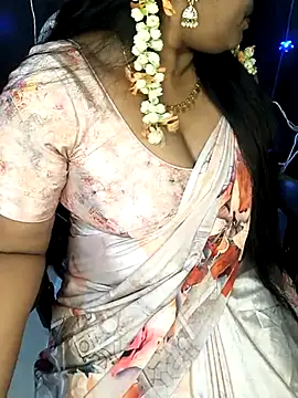 Snapshot of honey-sexy chatting on 21, 3, 2025 honey-sexy online show from 21, 3, 2025