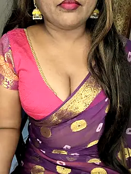 Snapshot of honey-sexy chatting on 1, 11, 2025 honey-sexy online show from 1, 11, 2025