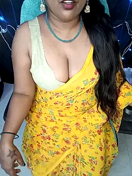 Snapshot of honey-sexy chatting on 28, 1, 2025 honey-sexy online show from 28, 1, 2025