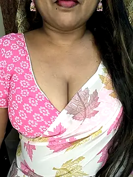 Snapshot of honey-sexy chatting on 14, 10, 2025 honey-sexy online show from 14, 10, 2025