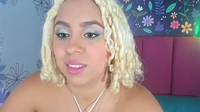 Lucy White   online show from 7, 10, 2025