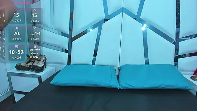 Lucy White   online show from 23, 11, 2025