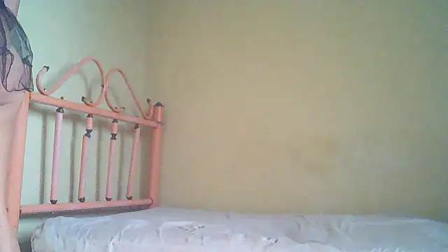 Lucy White   online show from 22, 2, 2026