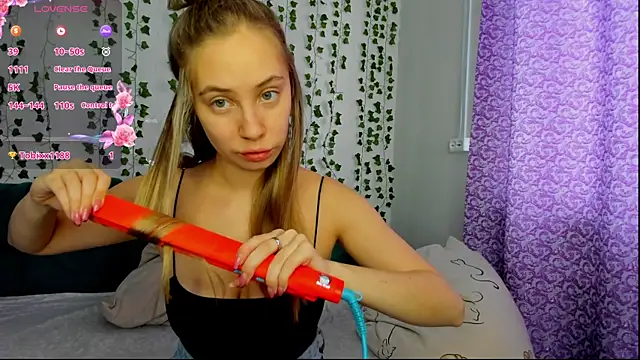 Kitty Katrine online show from 27, 1, 2025