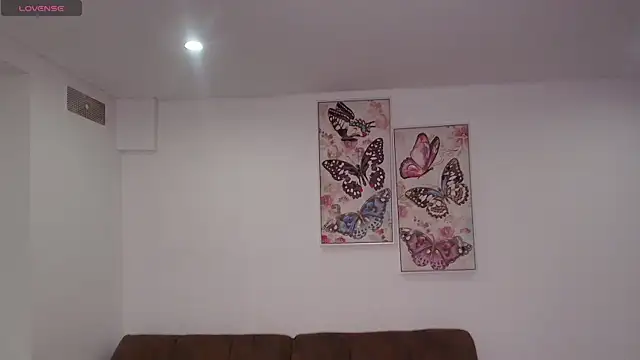 dolcebella online show from 12, 4, 2026