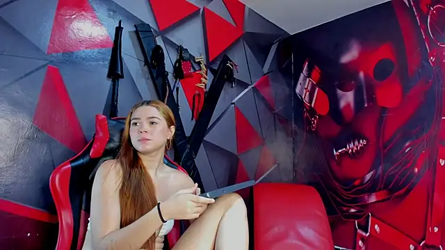 Hana and Zeta online show from 17, 12, 2025