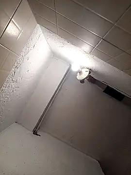 mariana mauricio hot online show from 5, 4, 2026