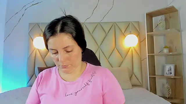 angelswets online show from 7, 1, 2026