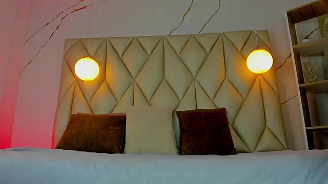 angelswets online show from 8, 11, 2025