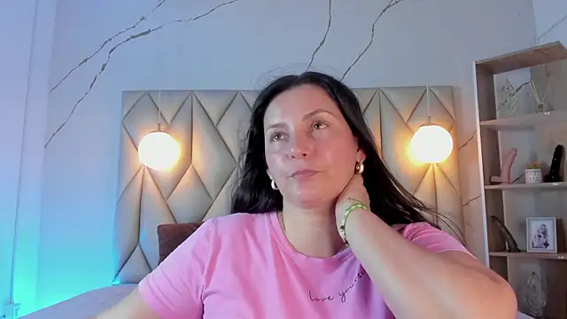 angelswets online show from 5, 2, 2026