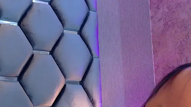 Snapshot of VanessaGlenn chatting on 6, 7, 2026 VanessaGlenn online show from 6, 7, 2026