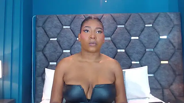 Snapshot of VanessaGlenn chatting on 27, 9, 2025 VanessaGlenn online show from 27, 9, 2025