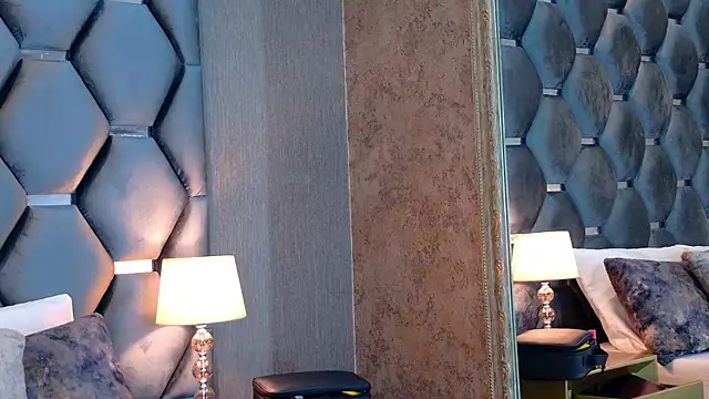 Snapshot of VanessaGlenn chatting on 10, 7, 2026 VanessaGlenn online show from 10, 7, 2026