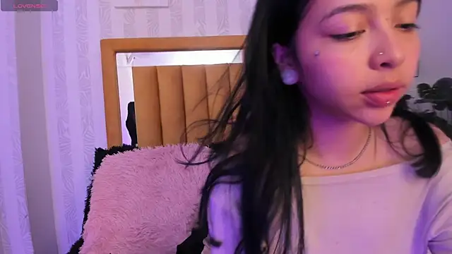 pettit courtny online show from 11, 10, 2025